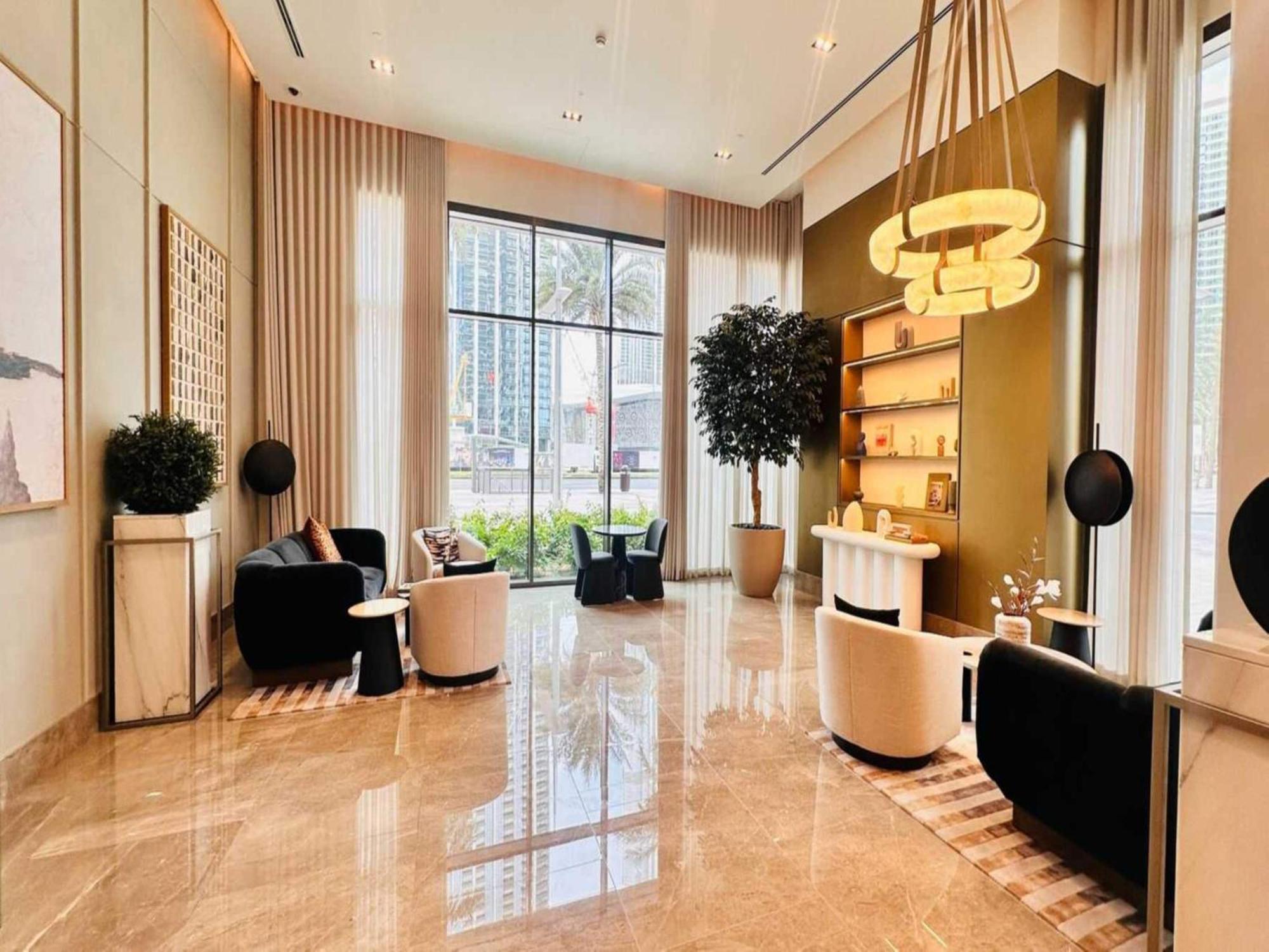 Appartamento Luxury 1-bedroom At Burj Crown *