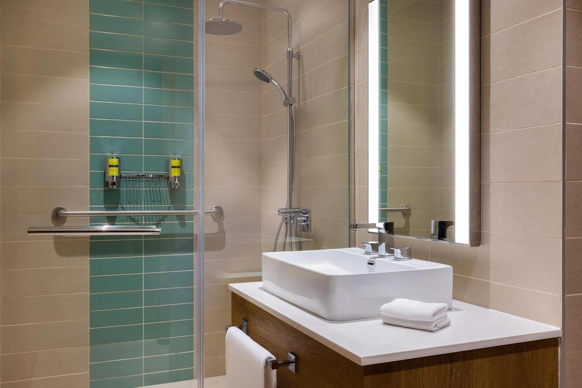 Element Airport Hotell Dubai