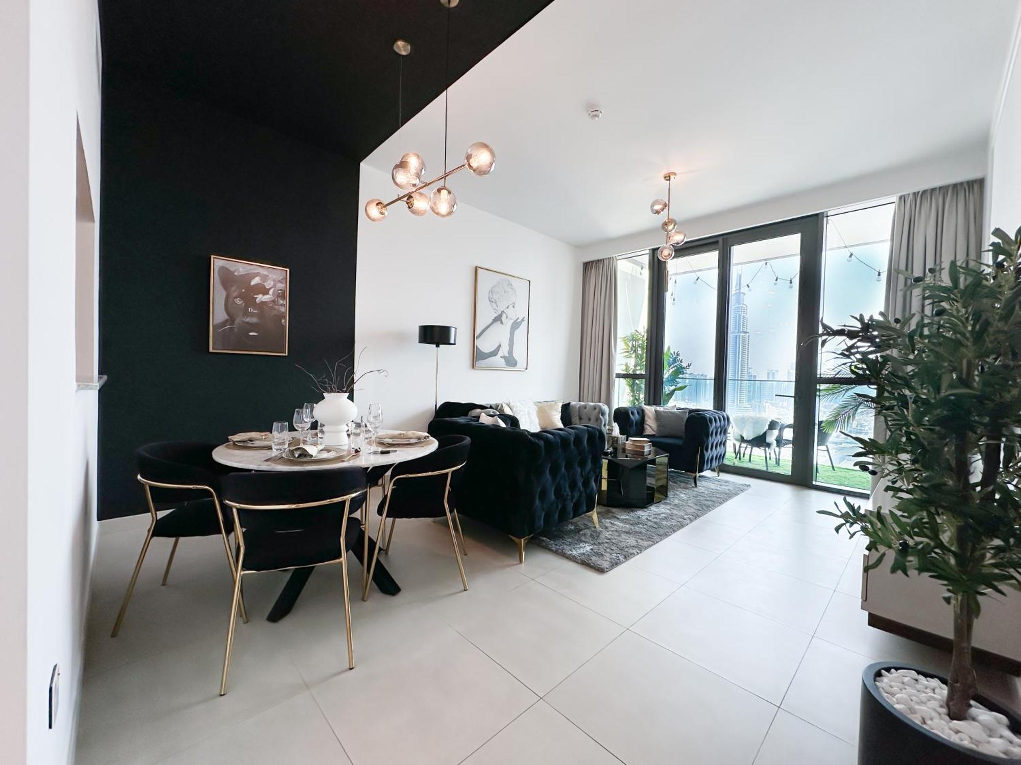 Stylish 2 Bedroom Dior-inspired Connected To Mall Dubái