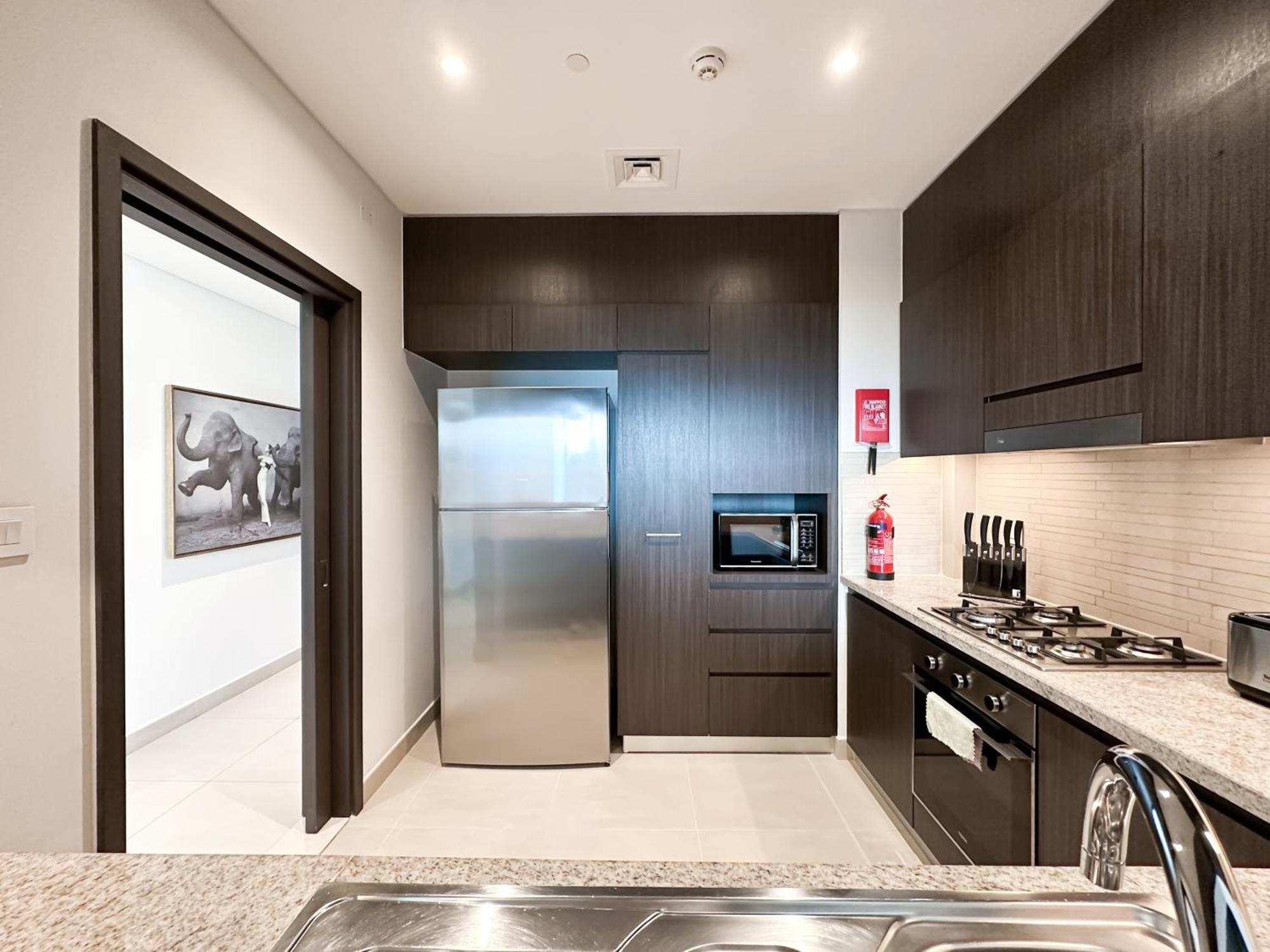 Stylish 2 Bedroom Dior-inspired Connected To Mall * Dubái
