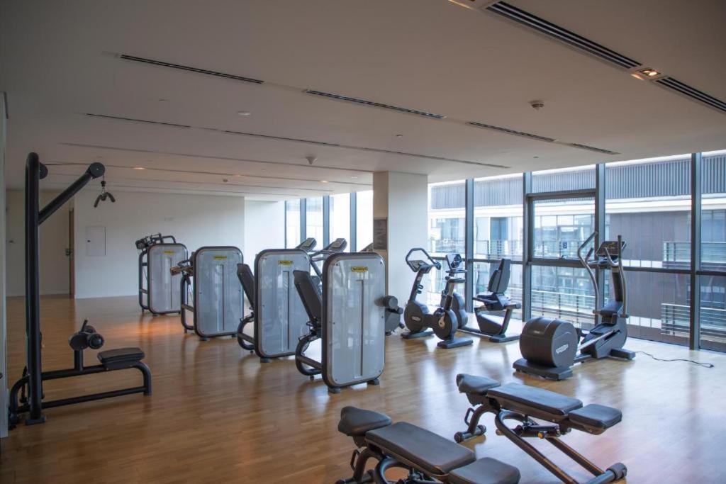 Lägenhet Luxury With Pool, Patio & Gym In Walk *