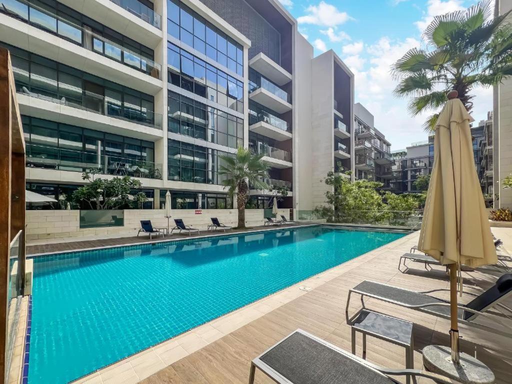Lägenhet Luxury With Pool, Patio & Gym In Walk *