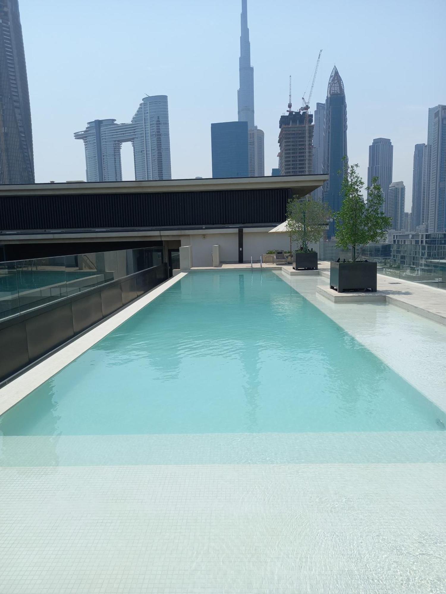 Lägenhet Luxury With Pool, Patio & Gym In Walk