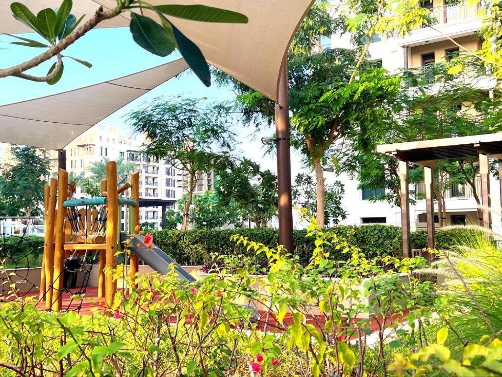 Luxurious Garden View With Pool & Gym In Madinat Jumeirah * Dubái