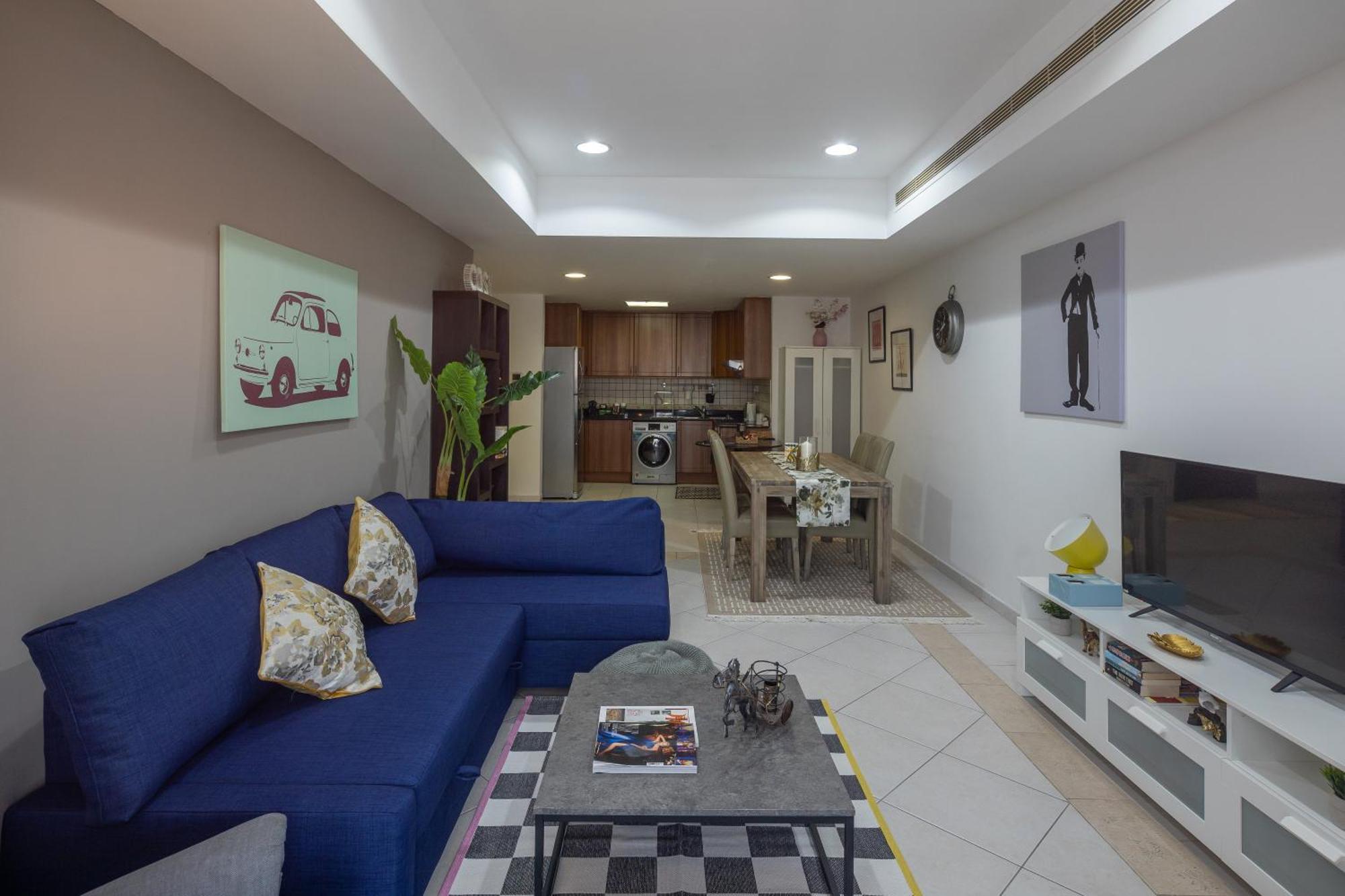 Marina View,central Location,public Transport Access,dwellingz Appartement *
