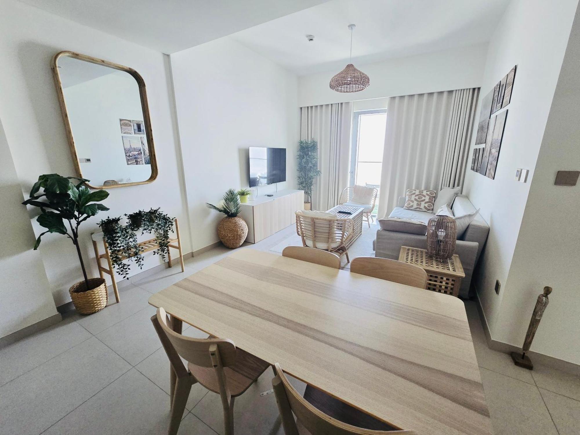 1 Bedroom High Floor With Stunning Night View-3 Mint Walk To Mall & Burj Khalifa *