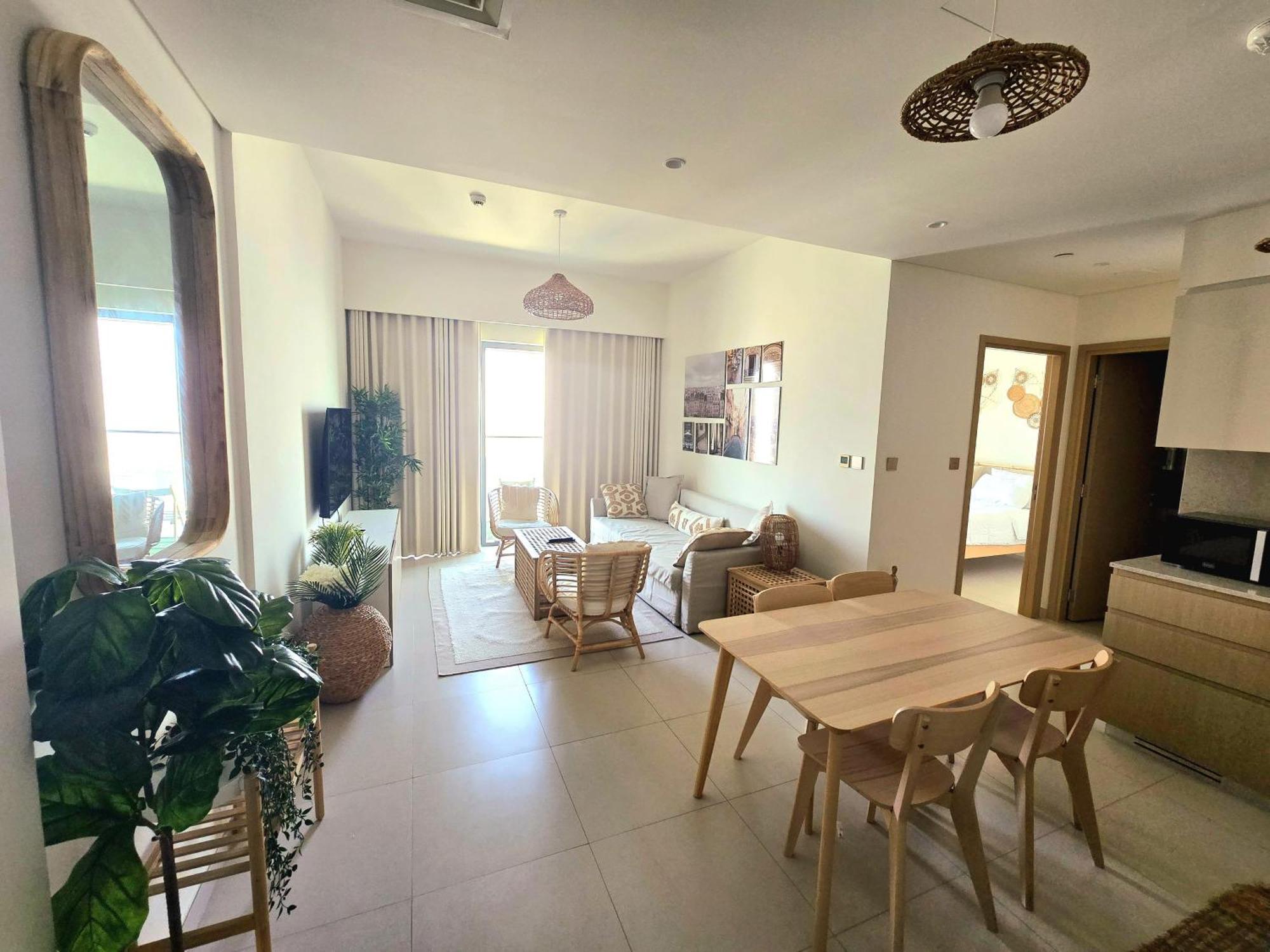 1 Bedroom High Floor With Stunning Night View-3 Mint Walk To Mall & Burj Khalifa *