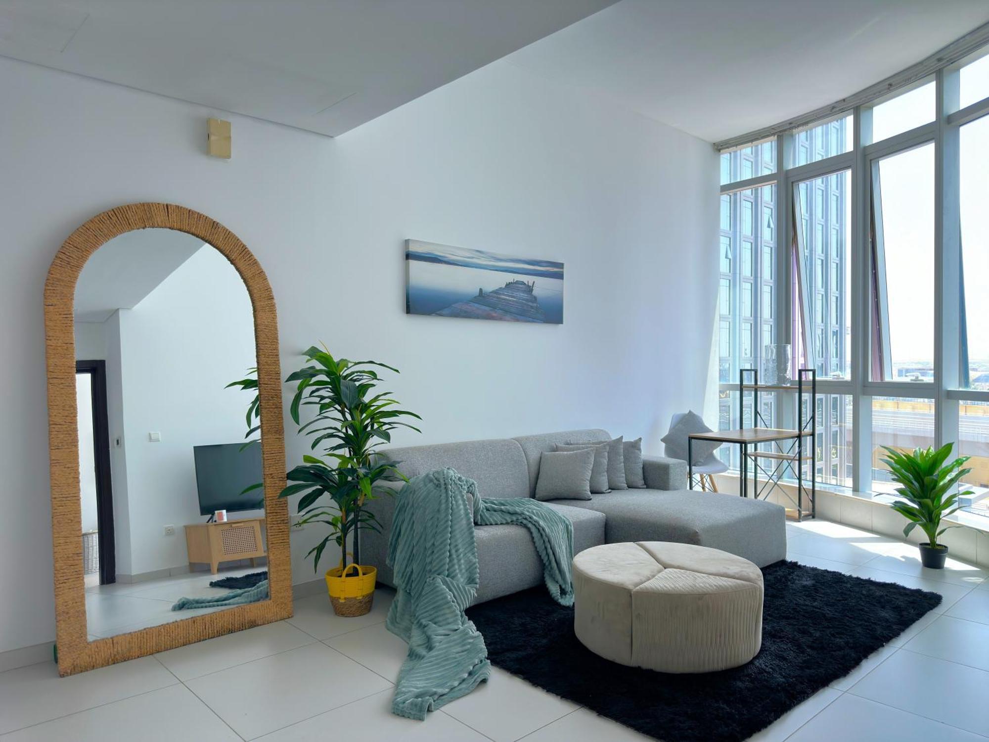 Appartement Amazing Roof Pool In 1 Bhk Flat In Marina *