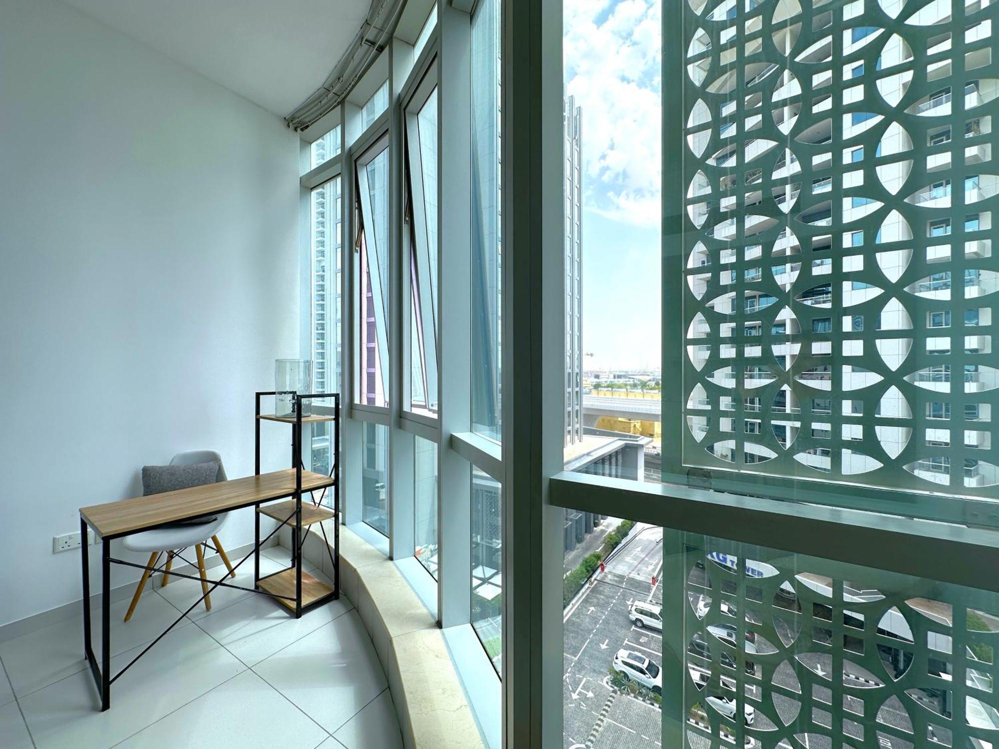 Appartement Amazing Roof Pool In 1 Bhk Flat In Marina *