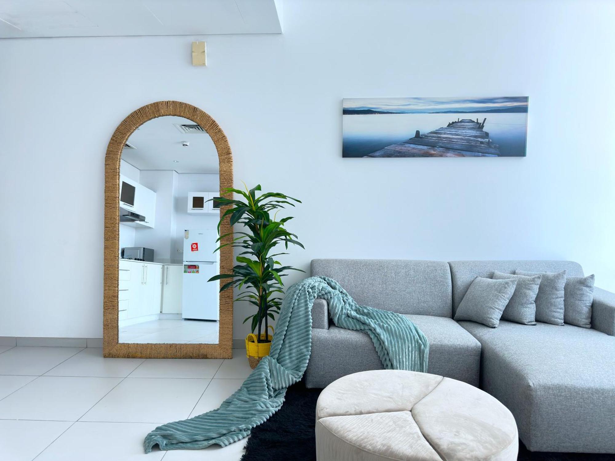 Appartement Amazing Roof Pool In 1 Bhk Flat In Marina *