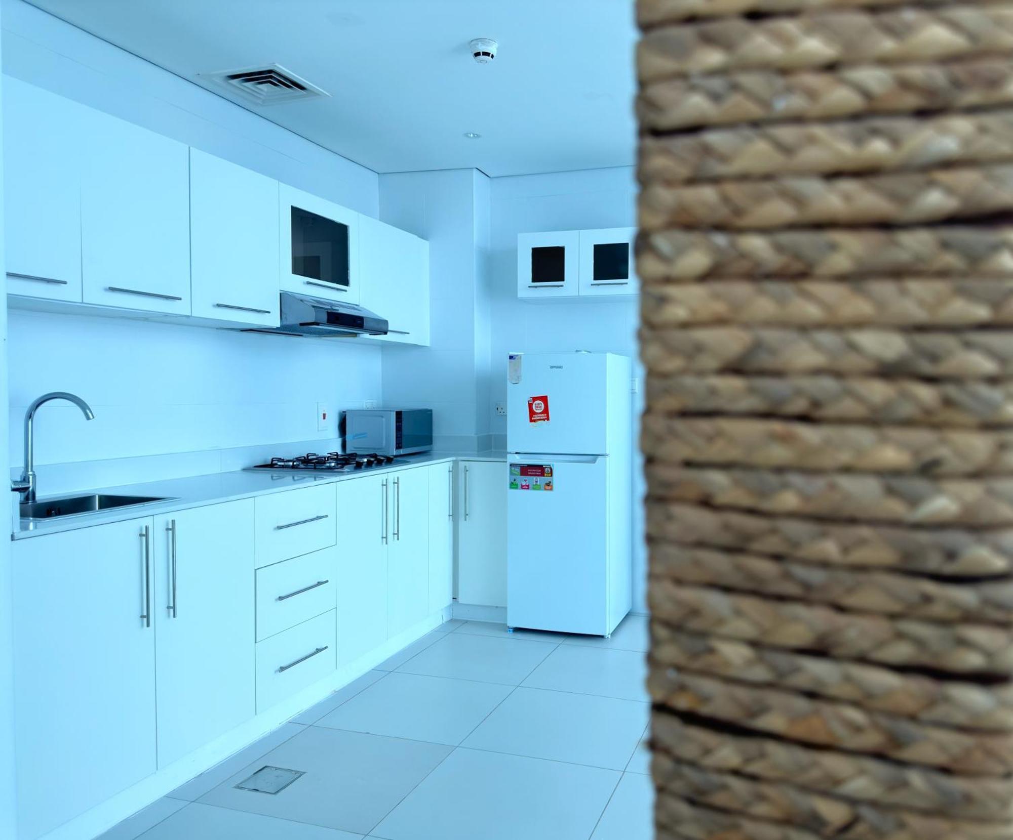 Amazing Roof Pool In 1 Bhk Flat In Marina Appartement Dubaï