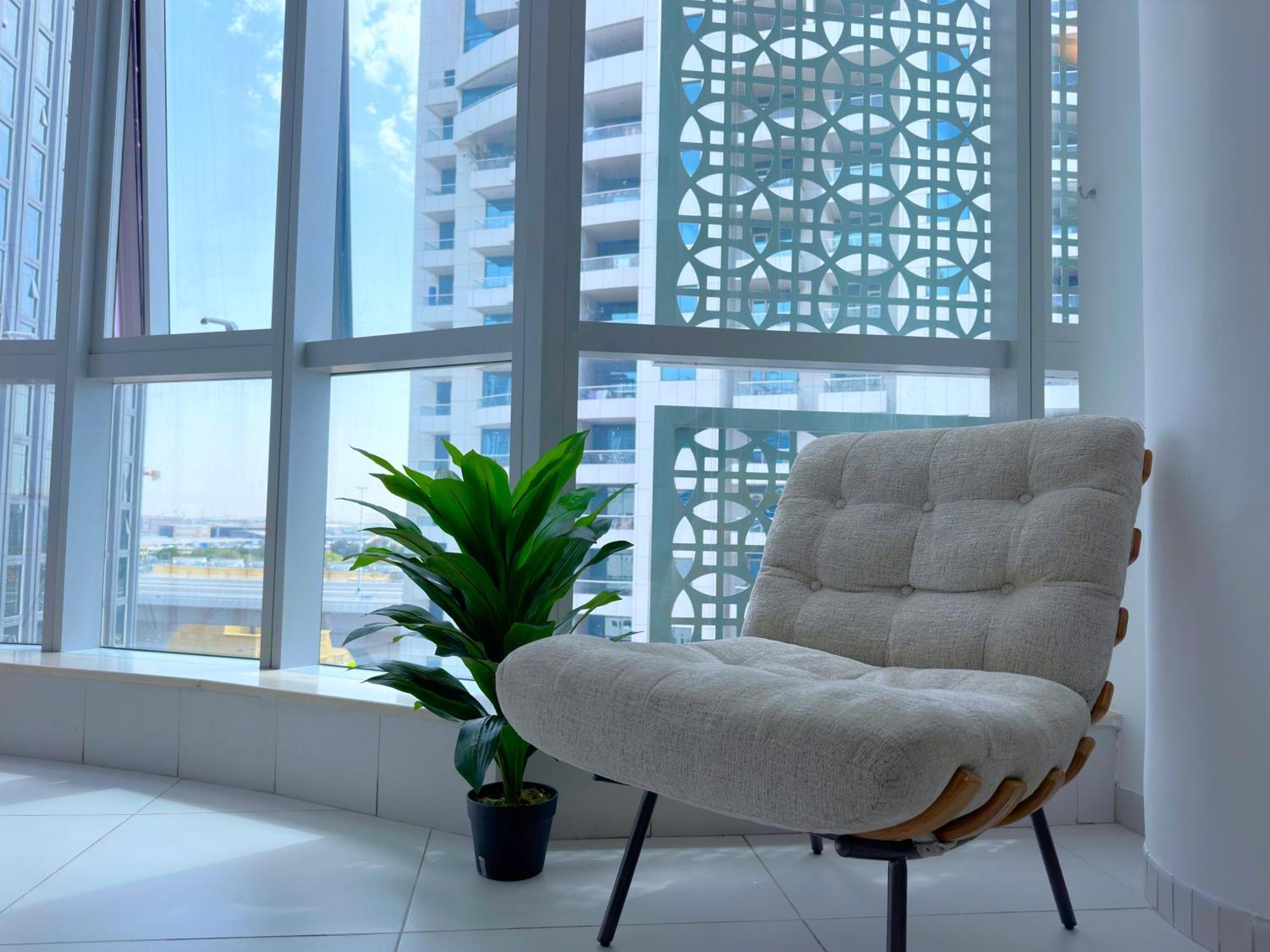 Appartement Amazing Roof Pool In 1 Bhk Flat In Marina