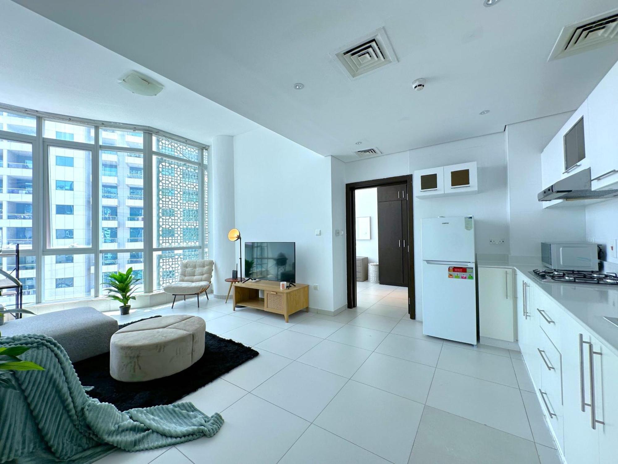 Amazing Roof Pool In 1 Bhk Flat In Marina Appartement Dubaï
