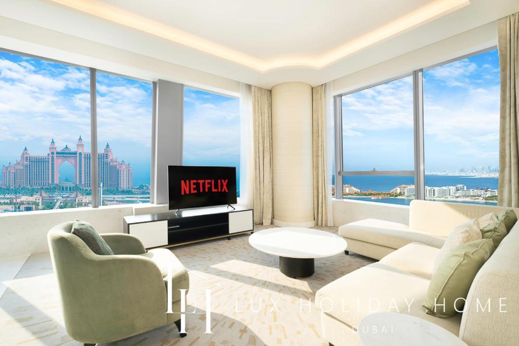 Lux Iconic Views At The Palm Tower 4 Dubai
