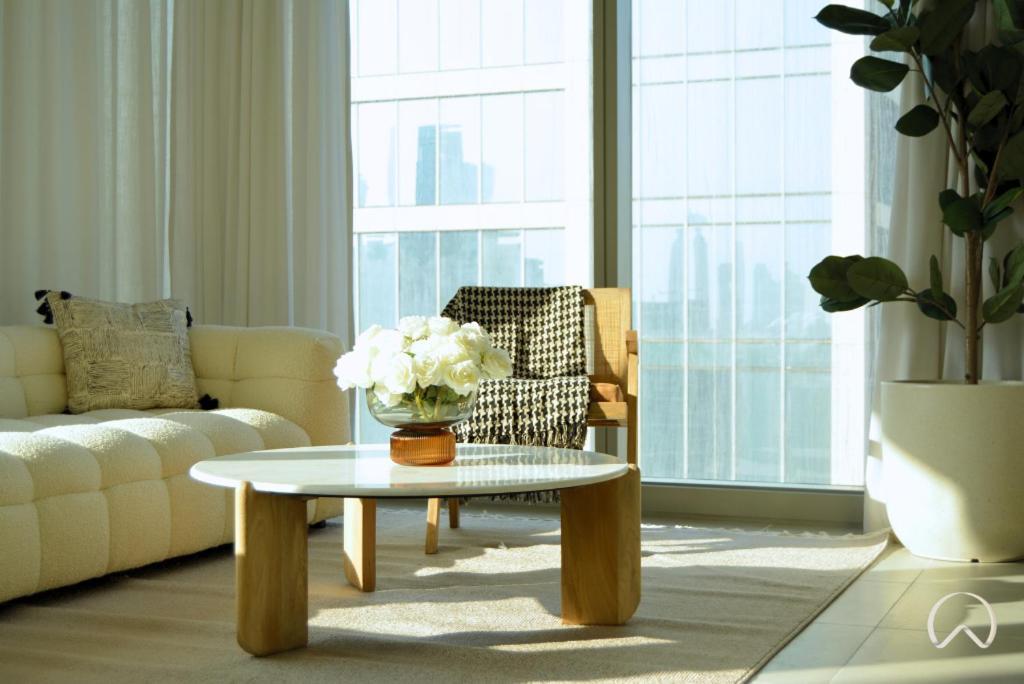 Appartement Oraya - Modern 5 Min Walk To Mall & Burj Views *