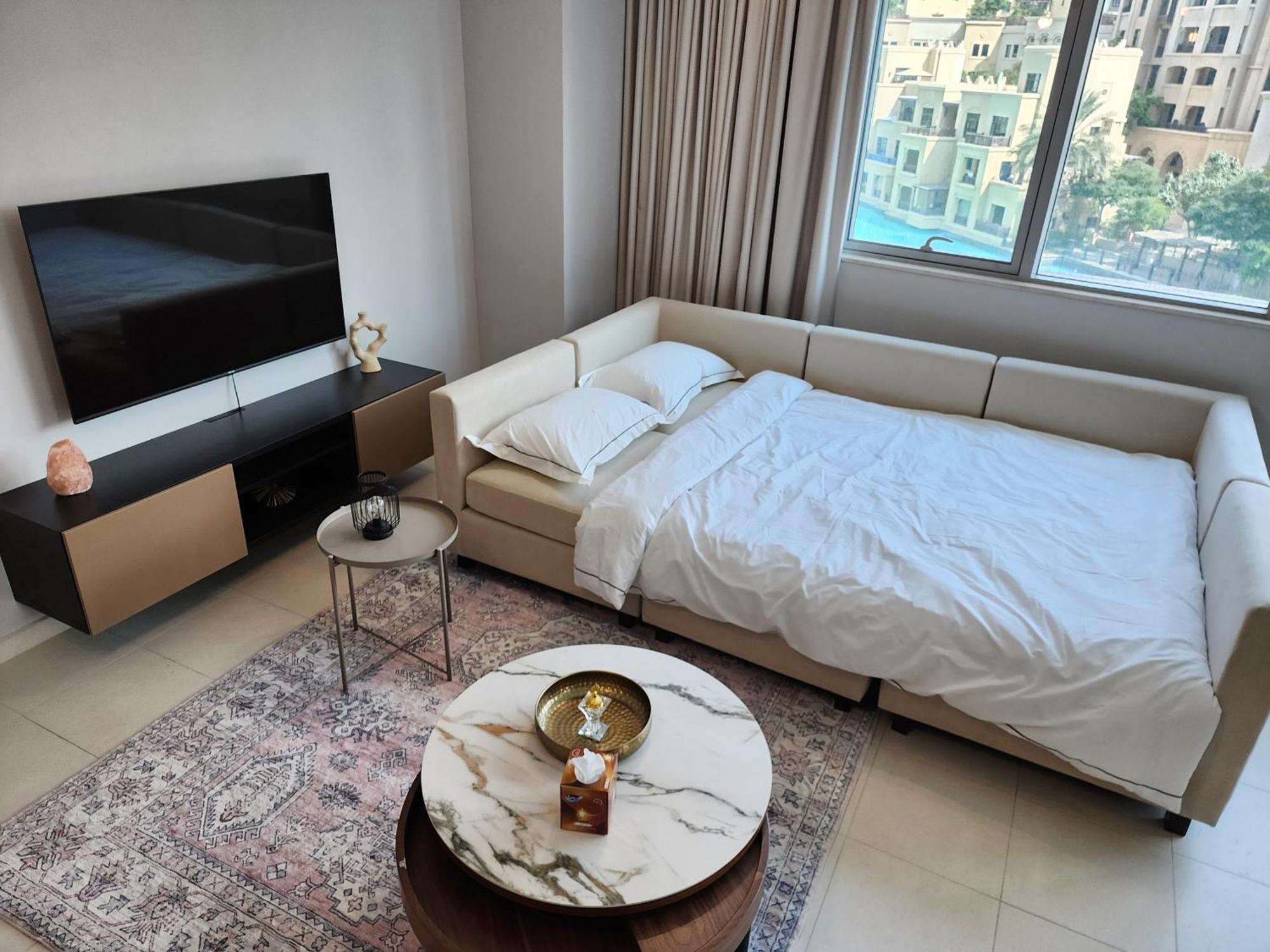 Apartamento Downtown Oasis, Burj Khalifa Views, Luxury Amenities *