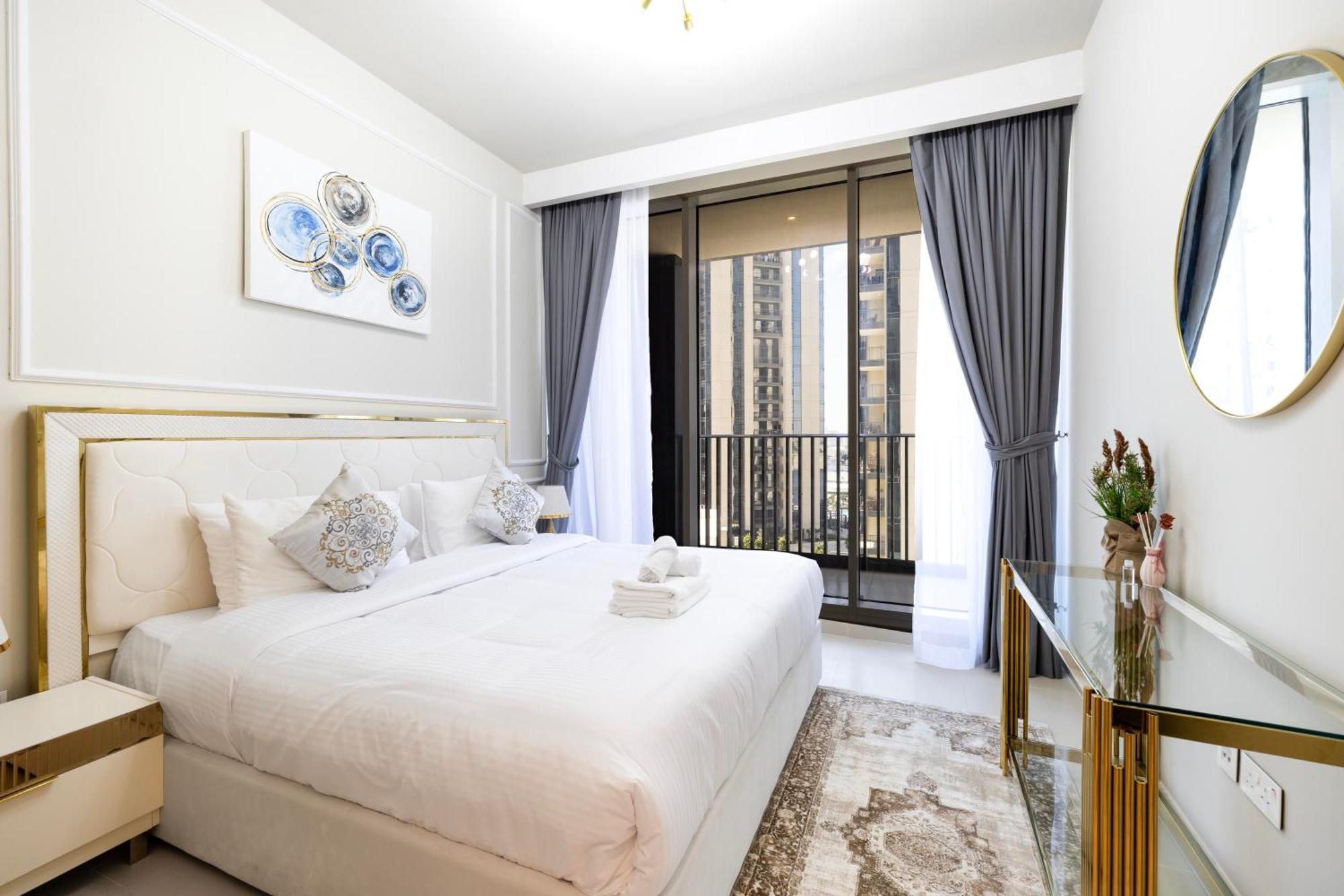 Vibrant Living In The Center At Creek Dubaï