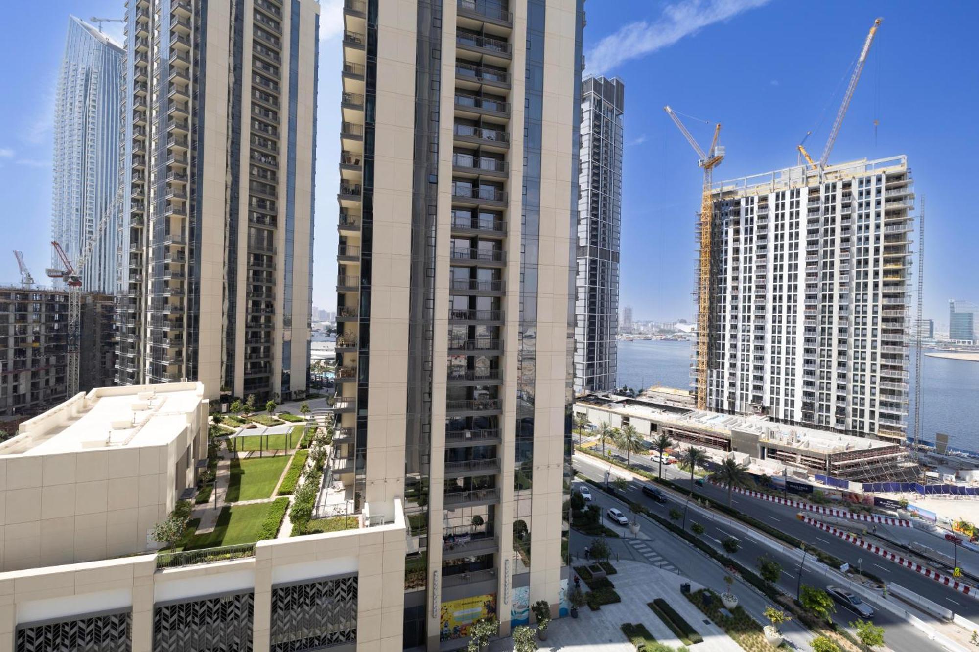 Appartamento Vibrant Living In The Center At Creek