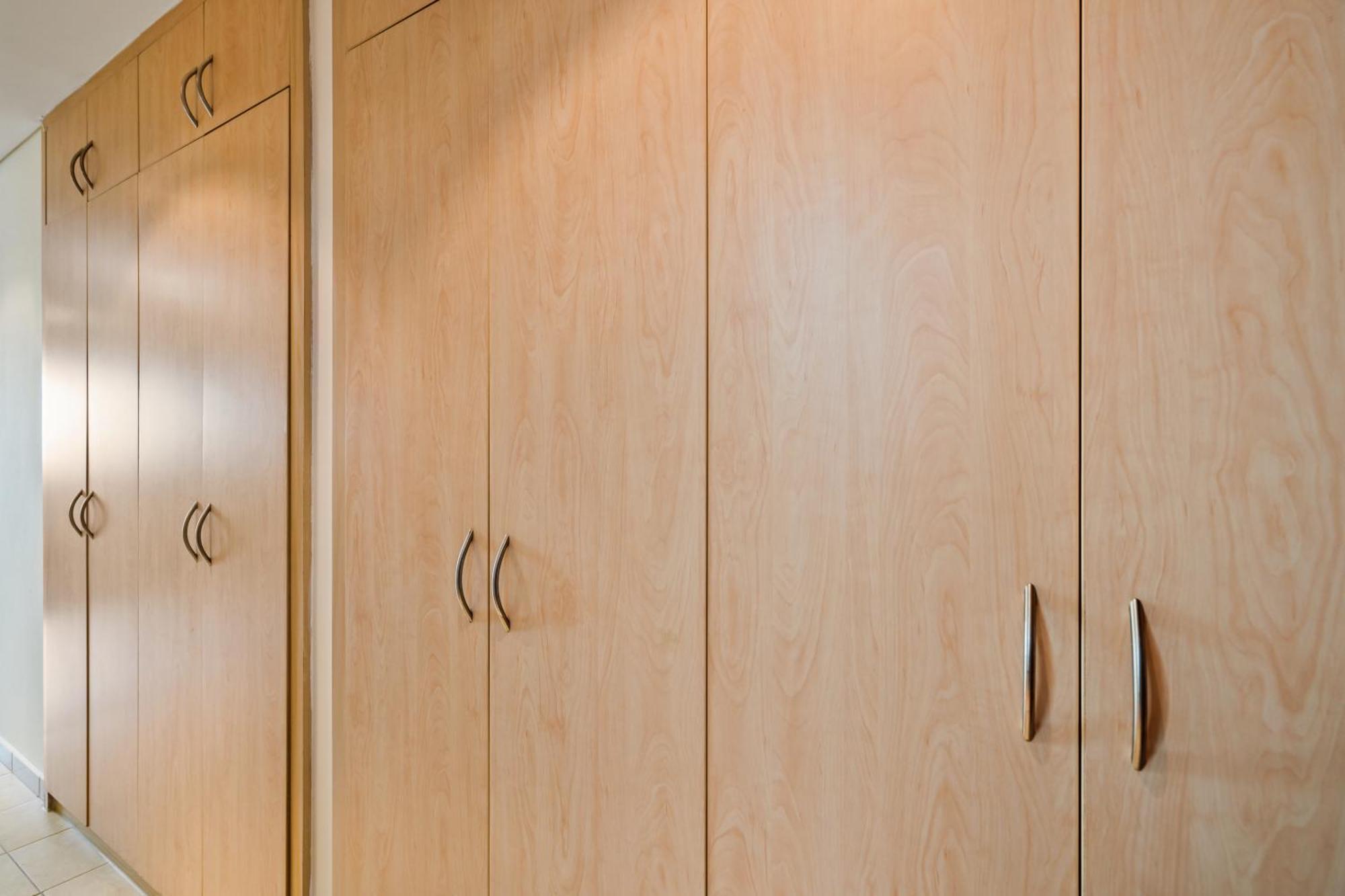 Elegant Living In Discovery Gardens Dubaï