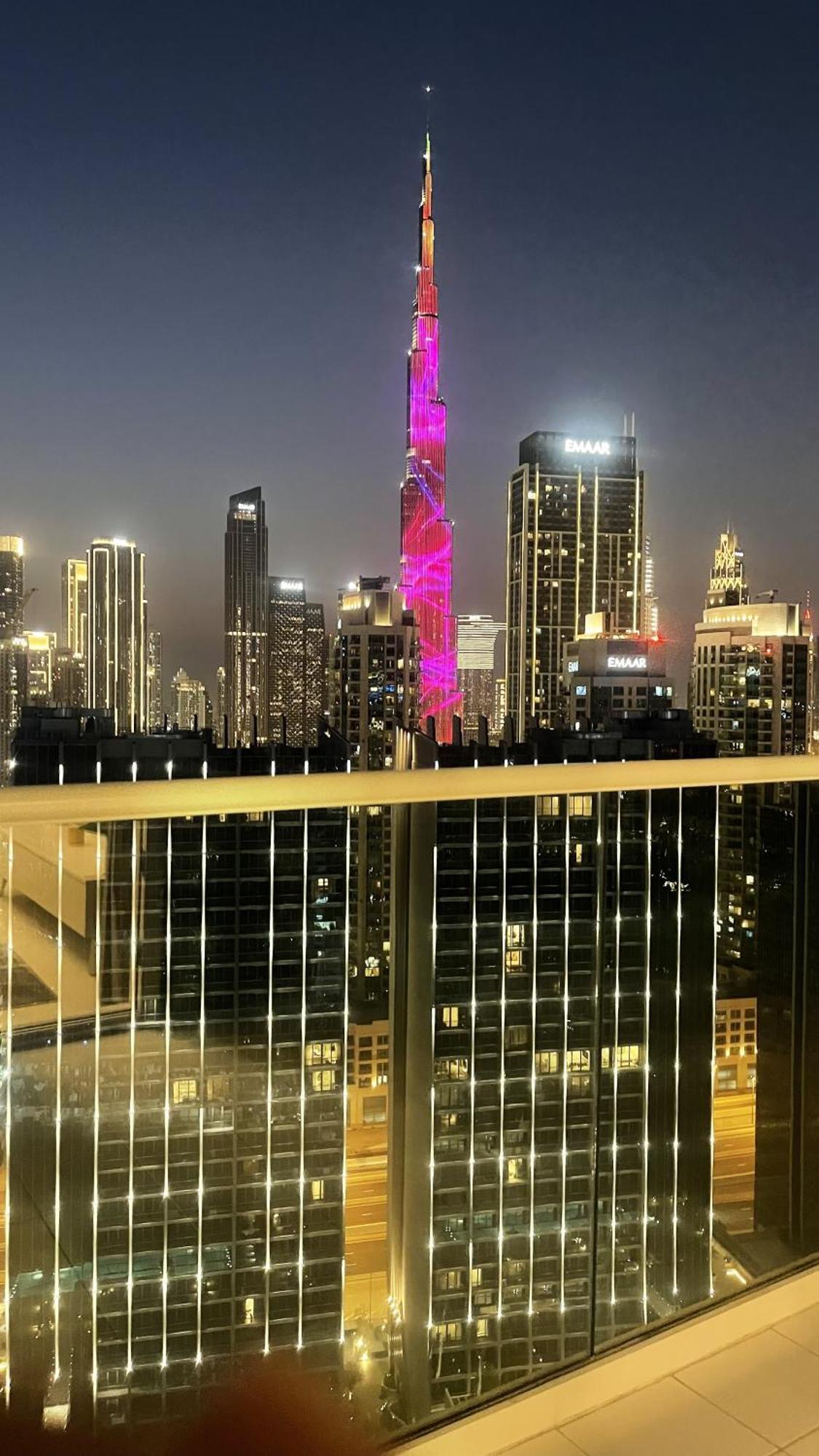 Apartment Stunning 2-bedroom Business Bay With Burj Khalifa View & Huge Balcony *