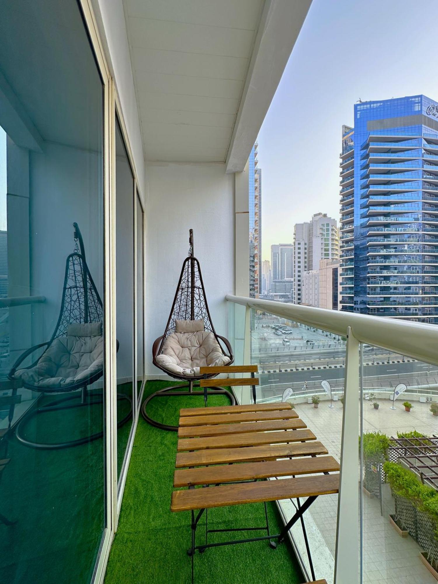 Dreamlike Full Pool & Marina View
