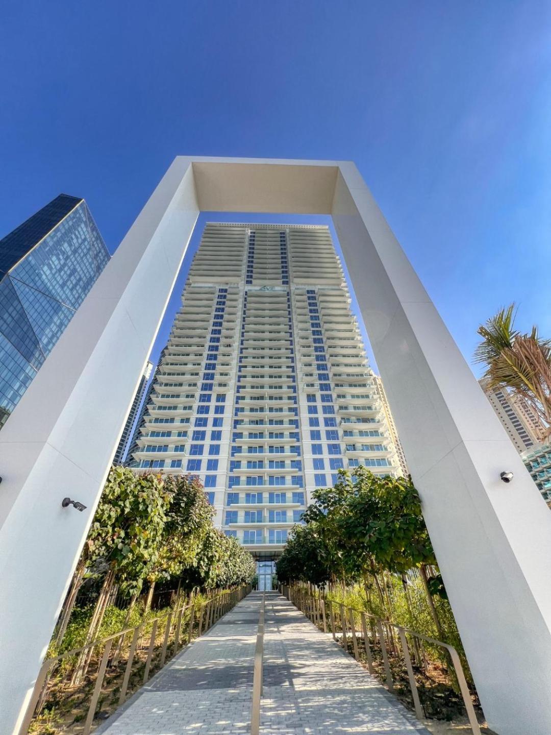 Brand New 1br In Jbr With Access Apartamento Dubái