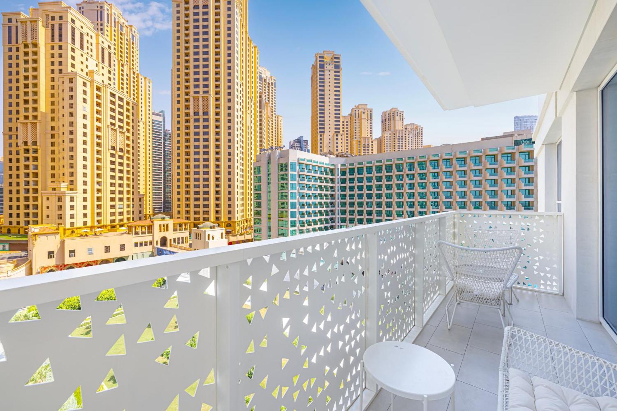 Brand New 1br In Jbr With Access Apartamento *