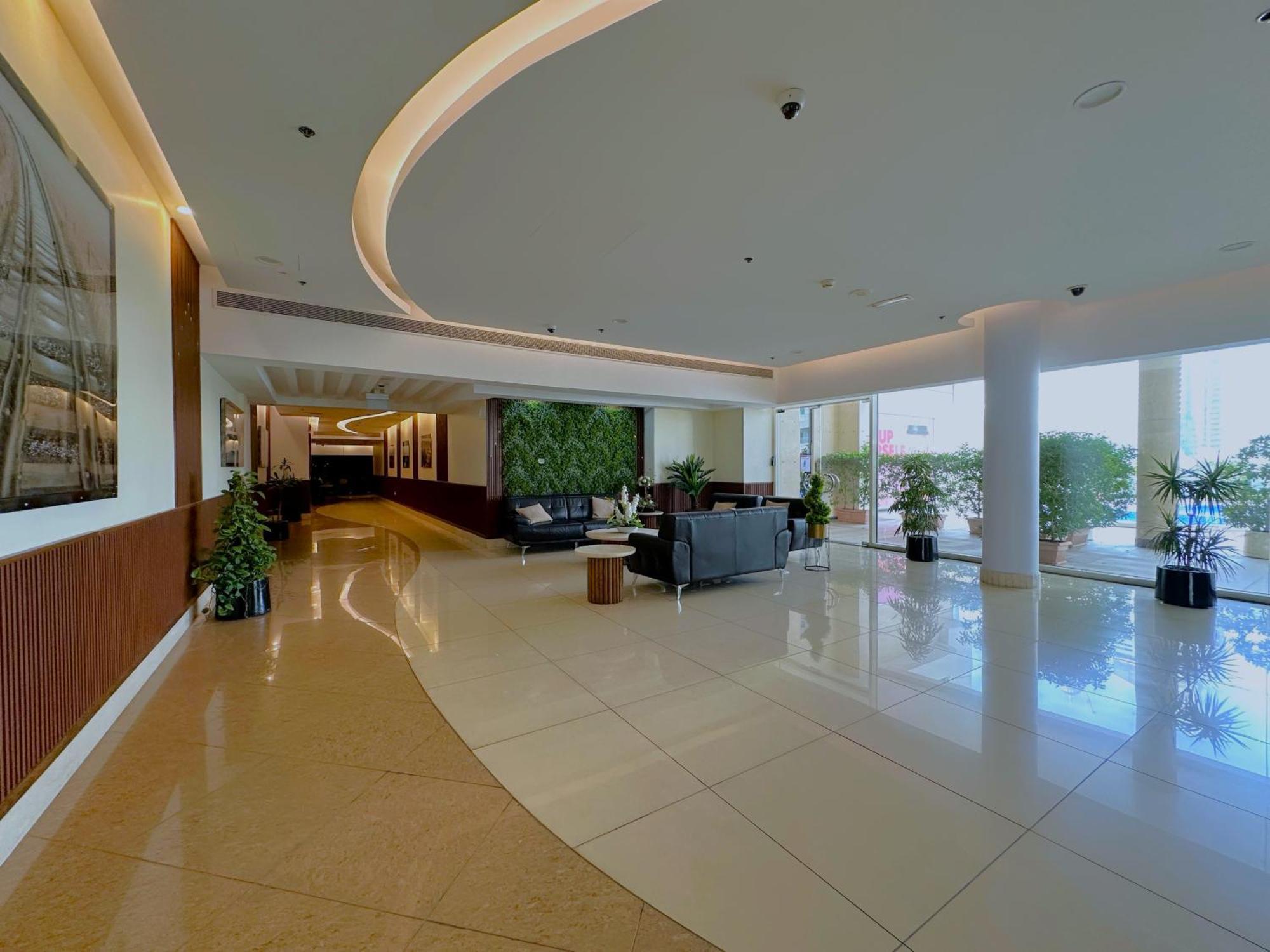 Dreamlike Full Pool & Marina View