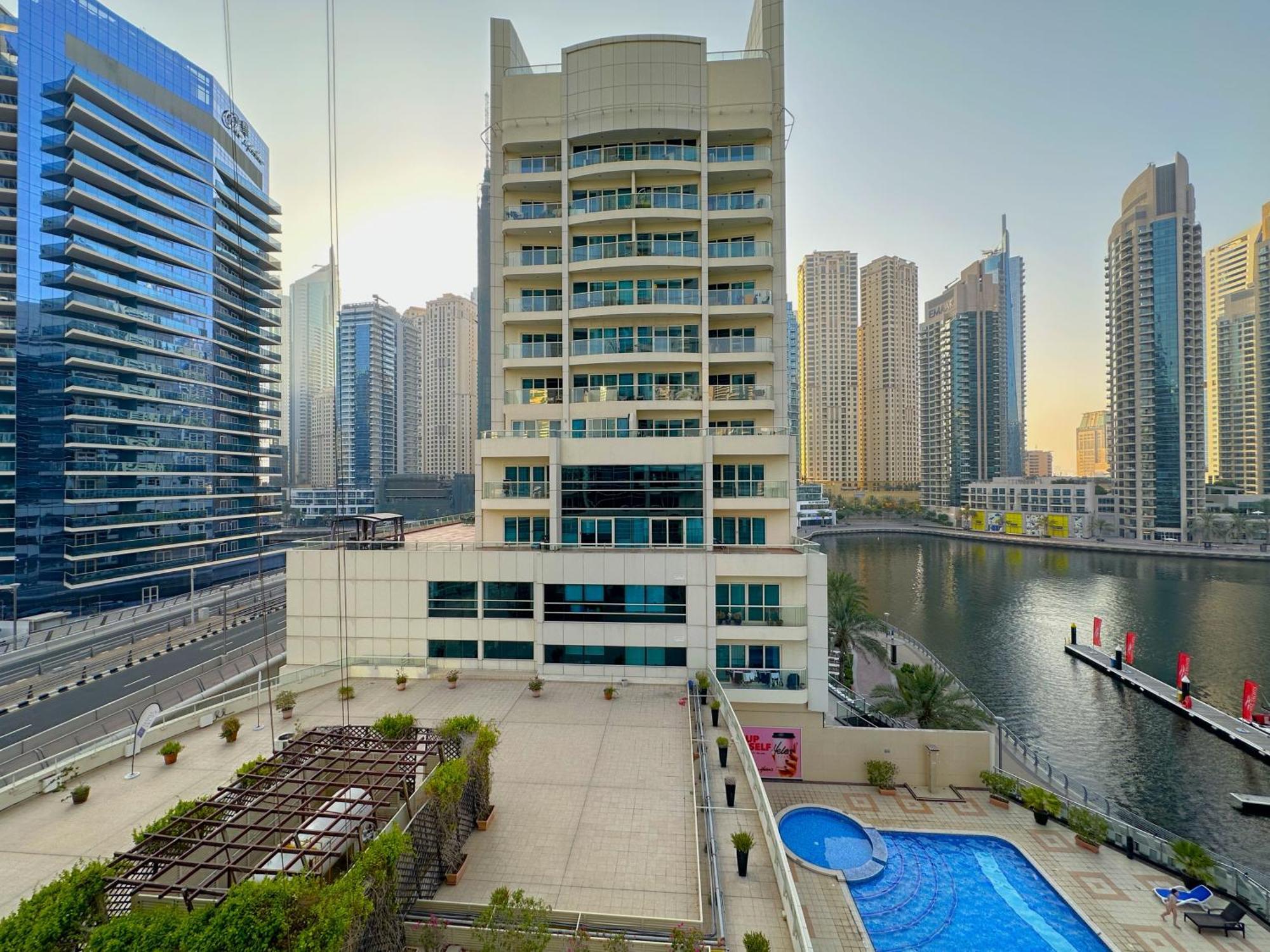 Appartement Dreamlike Full Pool & Marina View Dubaï