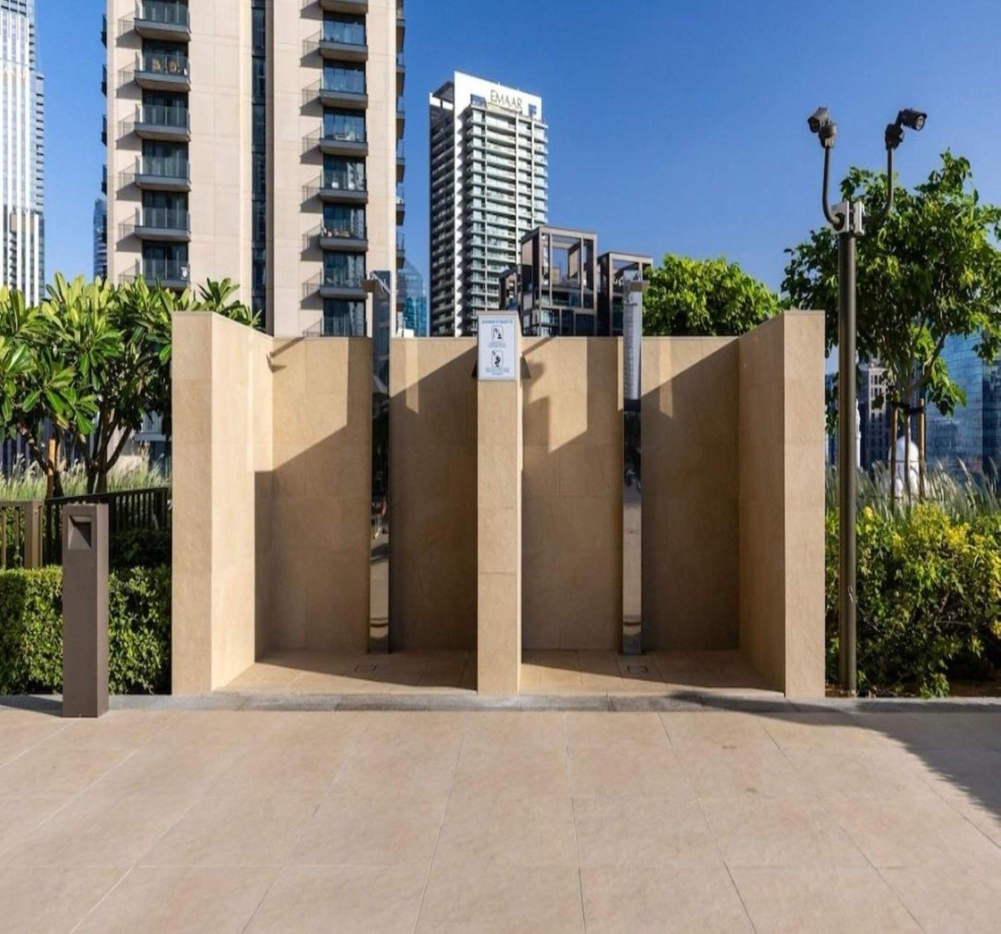 Luxury 1-bedroom At Burj Crown * Dubai