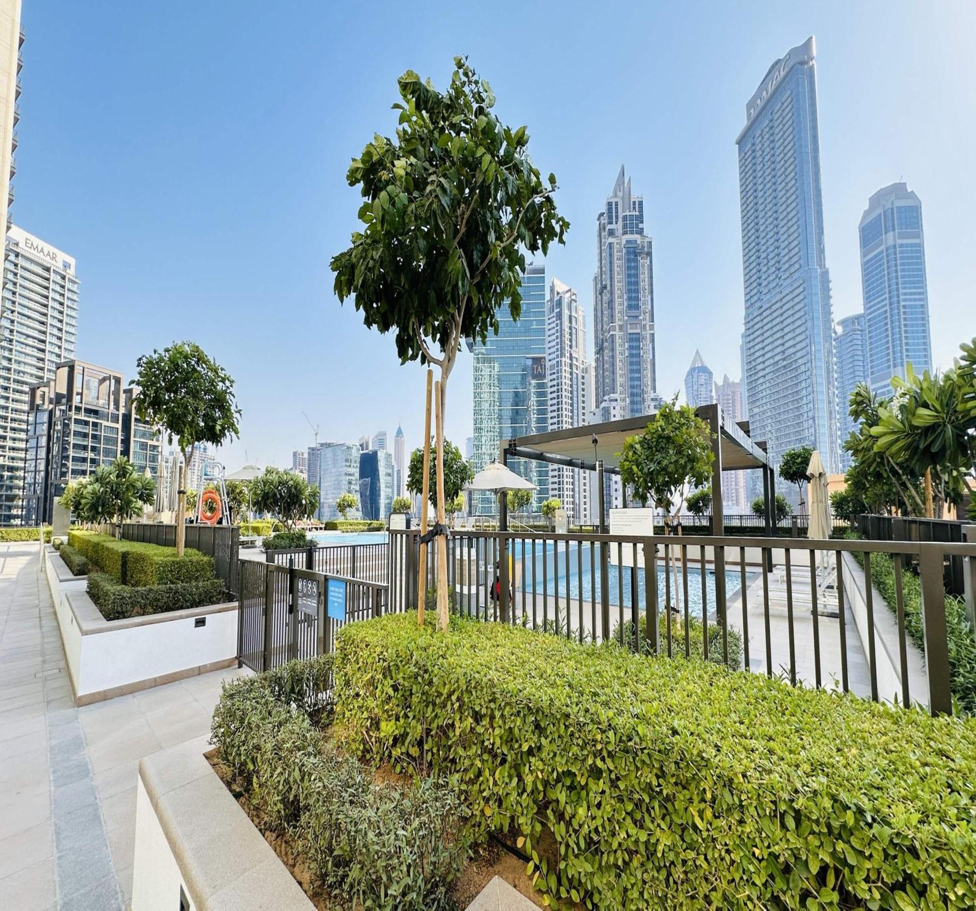Appartamento Luxury 1-bedroom At Burj Crown