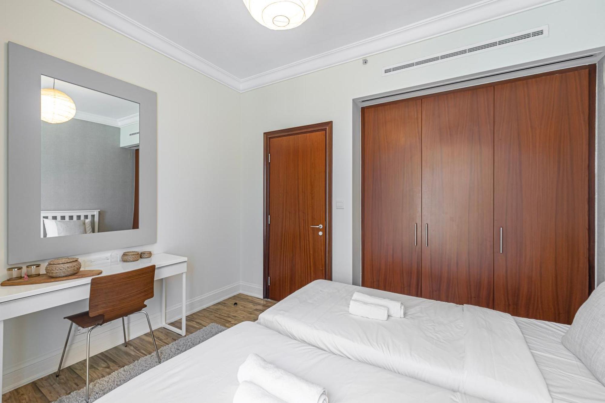 Beautiful 2br Study - Marina Dubaï