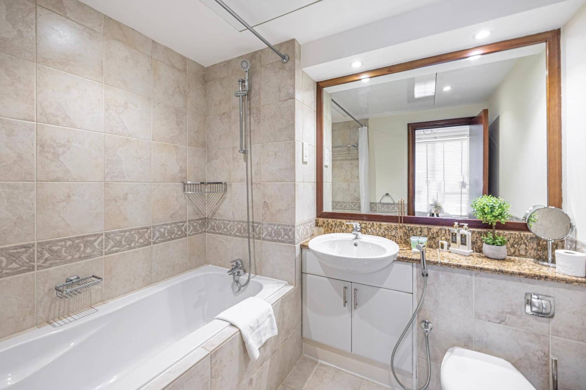 Beautiful 2br Study - Marina Appartement *