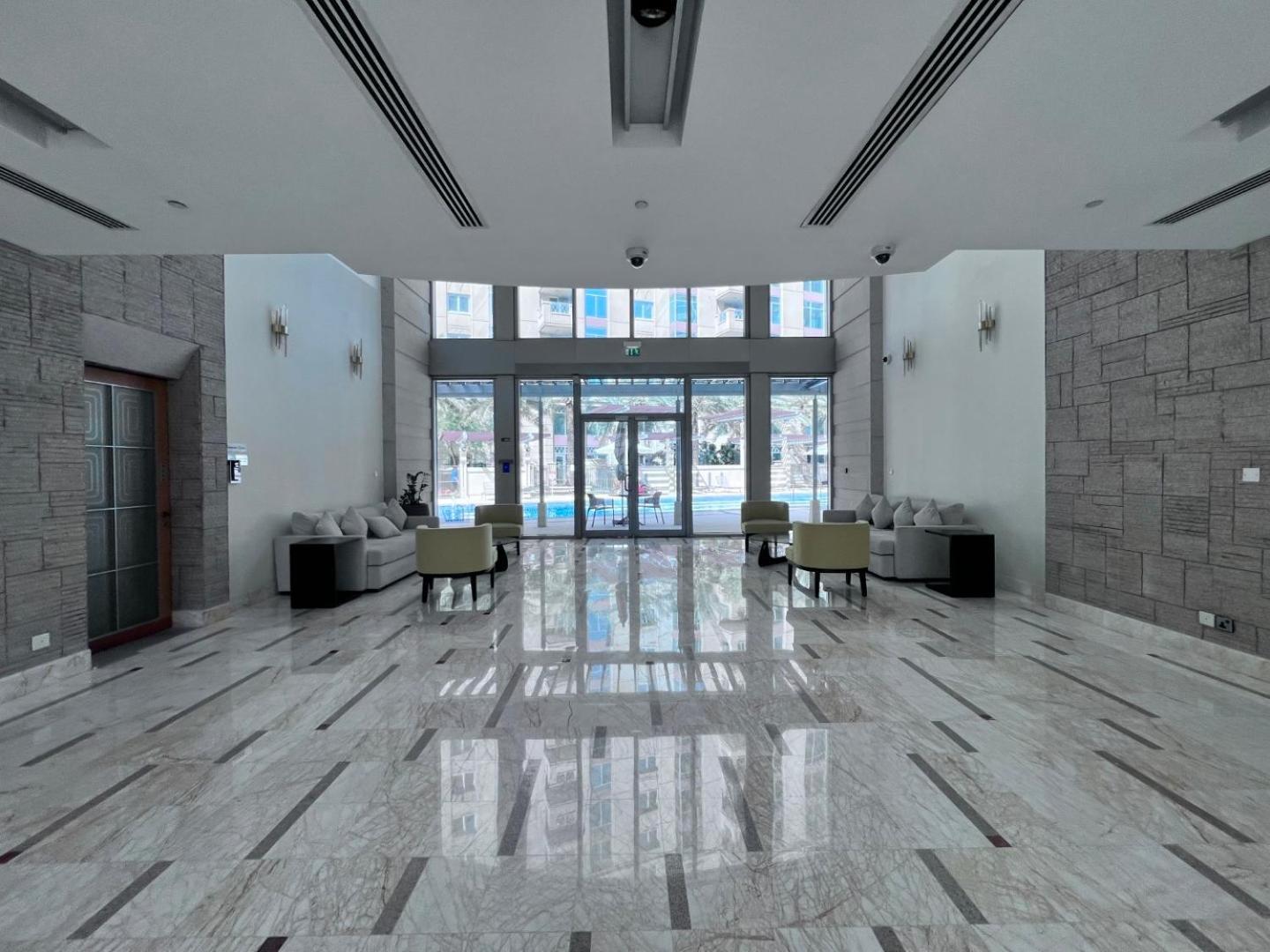 Beautiful 2br Study - Marina Appartement