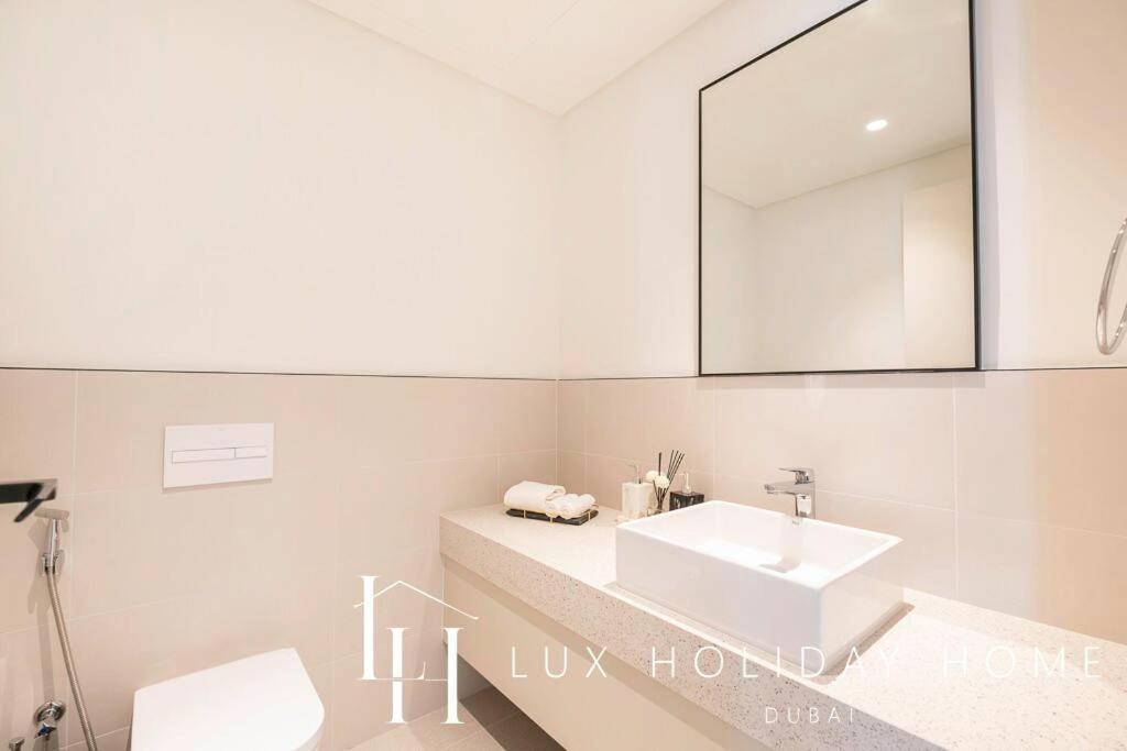 Lux The Marina Vista Beachfront 3 Appartement Dubaï