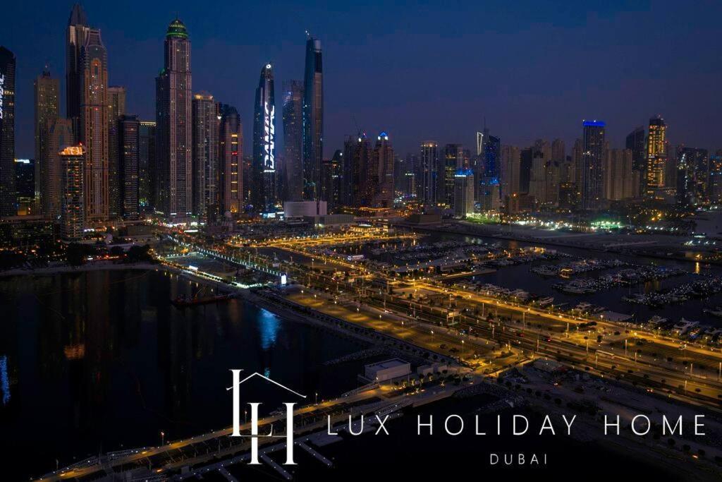 Lux The Marina Vista Beachfront 3 Appartement *