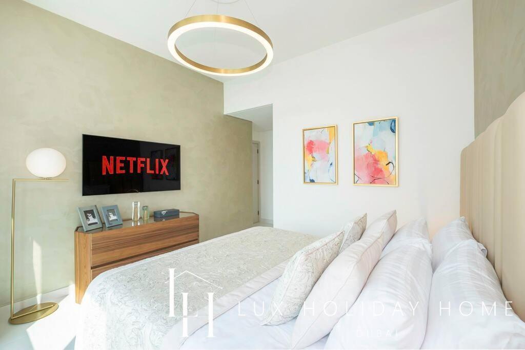 Lux The Marina Vista Beachfront 3 Appartement