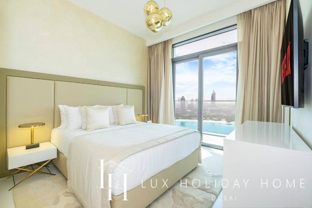 Lux The Marina Vista Beachfront 3 * Dubaï