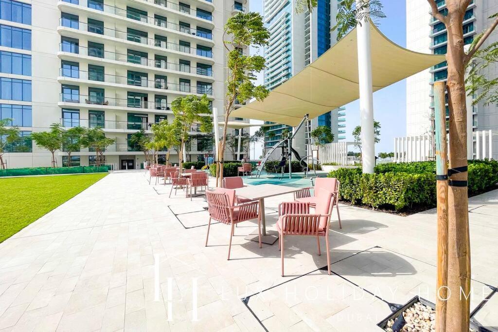 Lux The Marina Vista Beachfront 3 * Dubaï