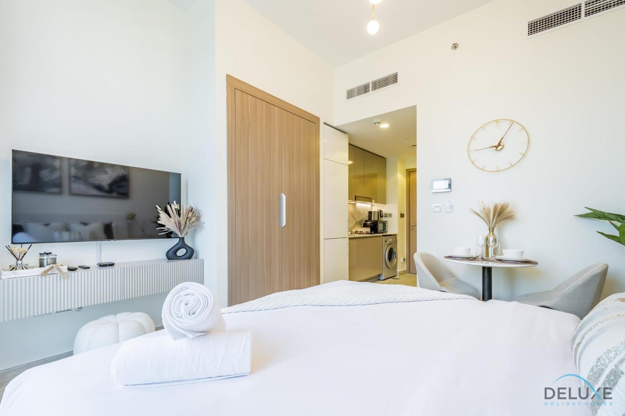 Appartement Alluring At Azizi Riviera 16, Al Merkadh By Deluxe Homes