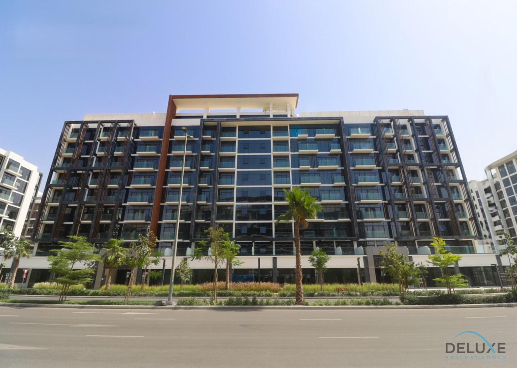 Appartement Alluring At Azizi Riviera 16, Al Merkadh By Deluxe Homes