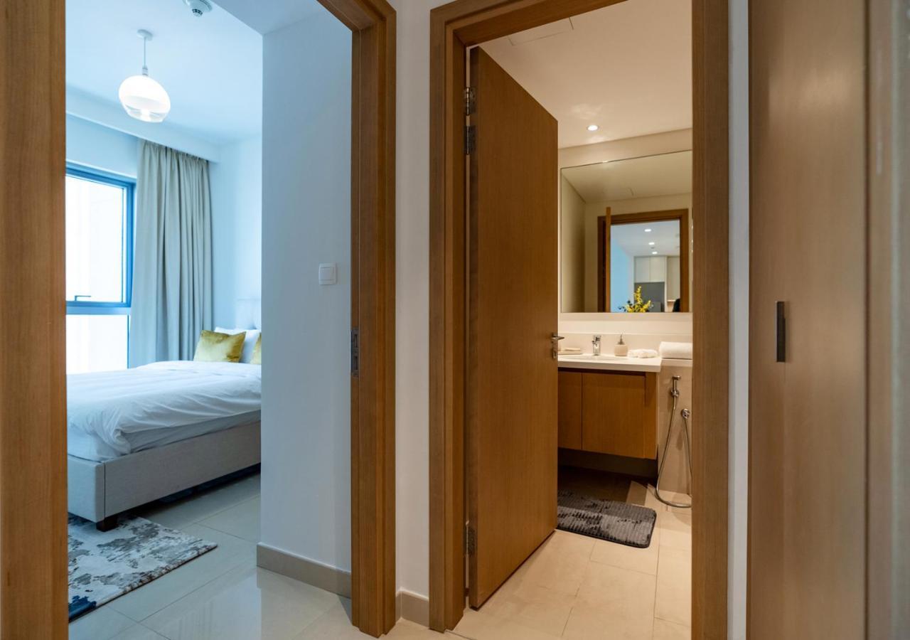 Appartement Savis Home- Vibrant Neighborhood With Creek View Dubaï