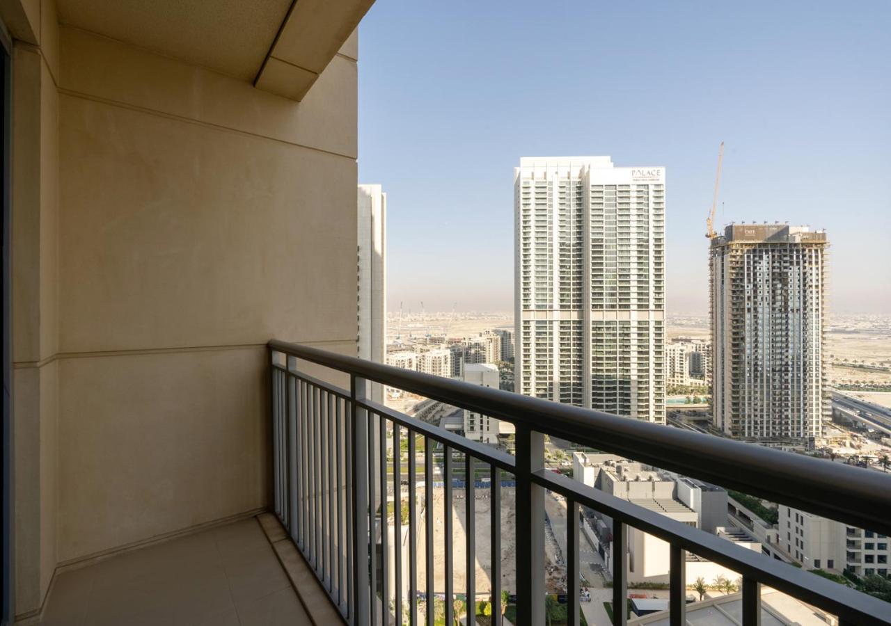 Savis Home- Vibrant Neighborhood With Creek View Appartement