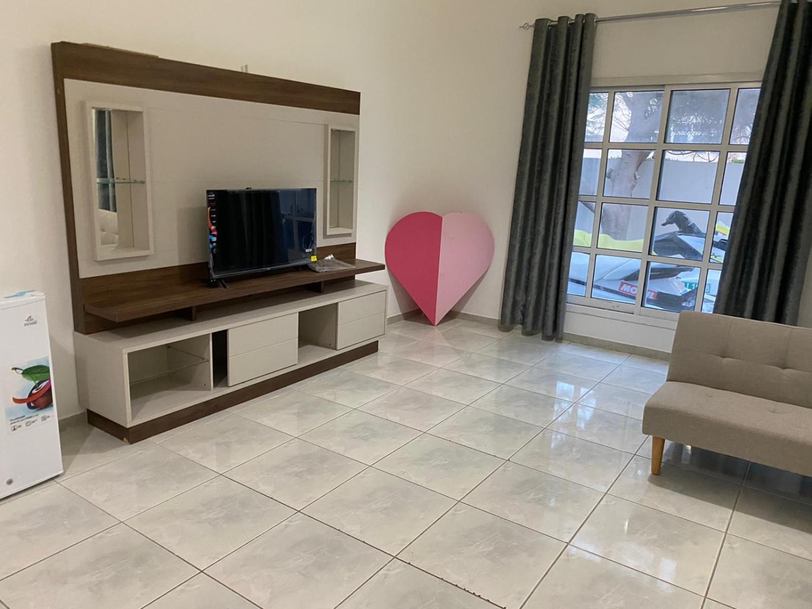 Comfortable Private In Compound Housing Maison d'hôtes Dubaï