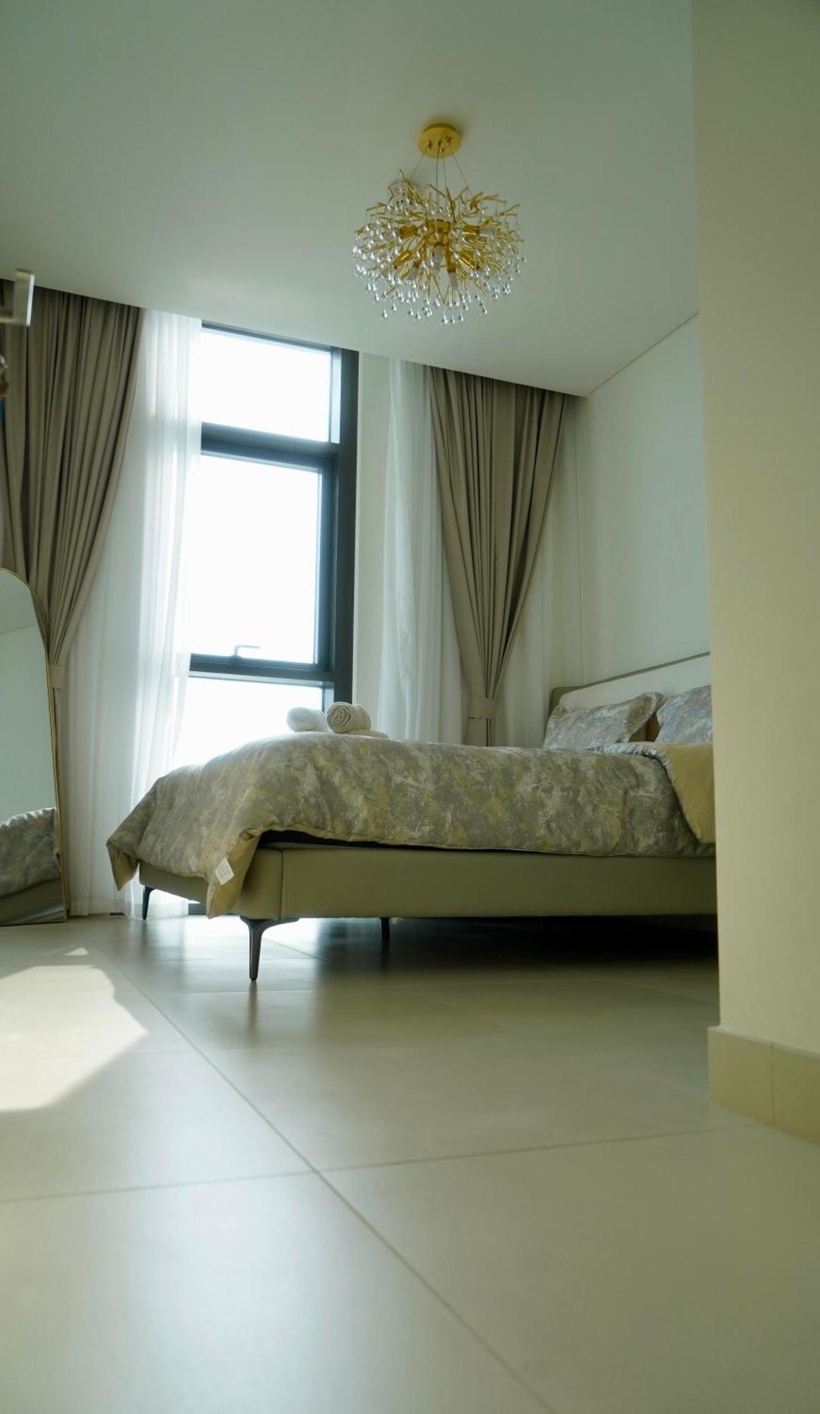 Appartamento Downtown Luxury By Mall & Burj Khalifa Dubai