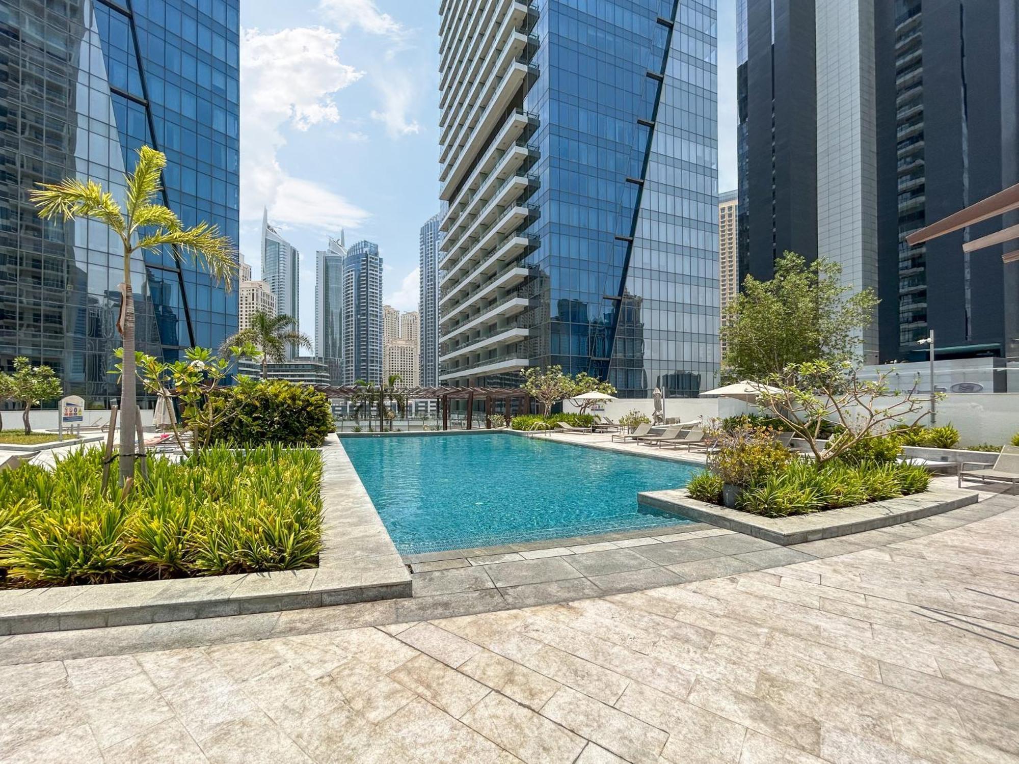 Apartment Gorgeous With Full Marina & Skyline View Dubai