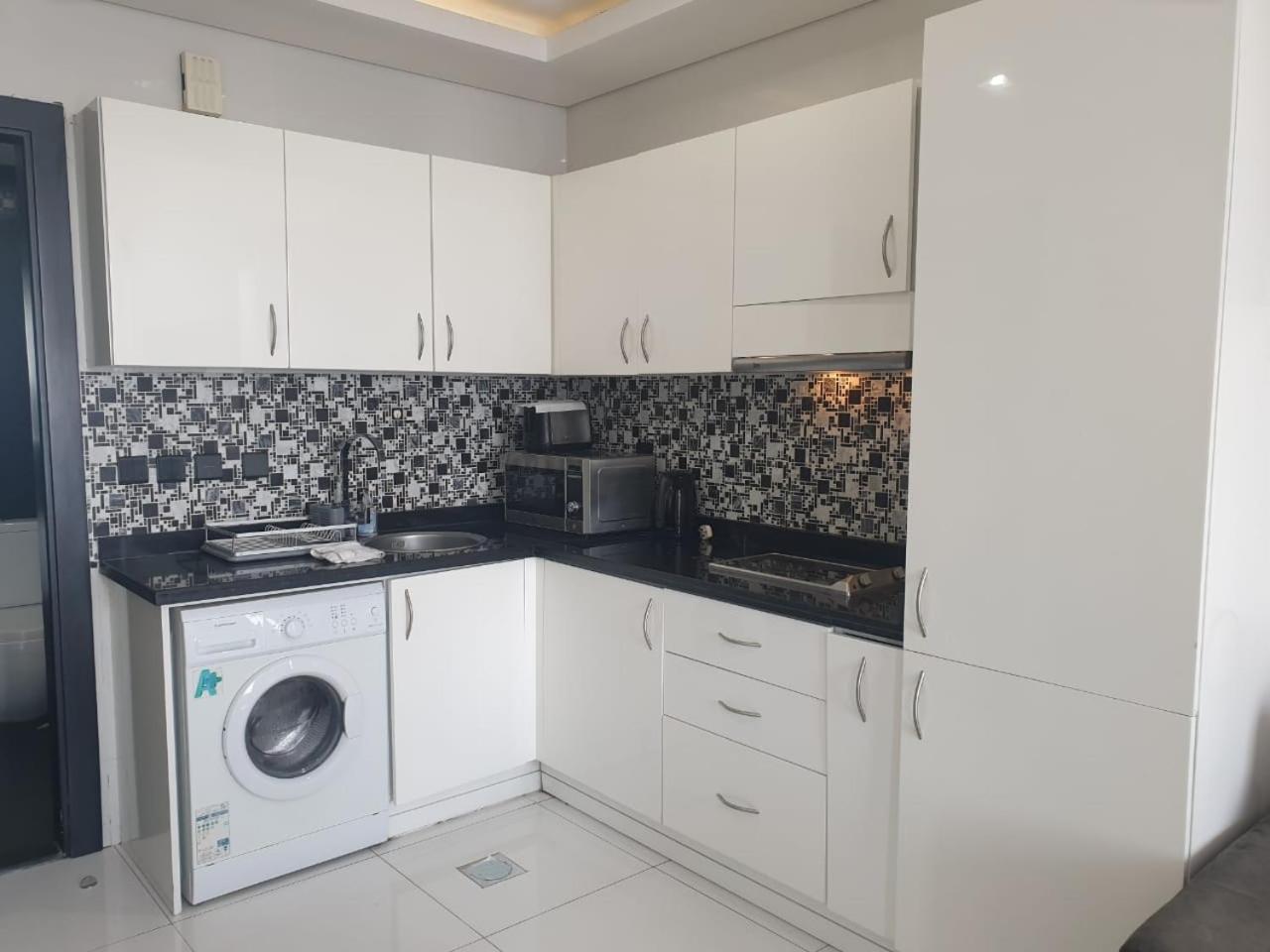 Radiant With Golf Views In Sports Appartement *