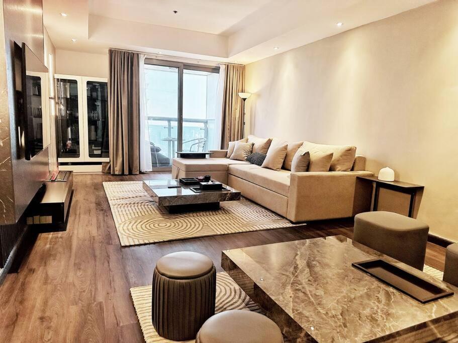 Skyview Haven 2br & Ocean Breeze Appartement
