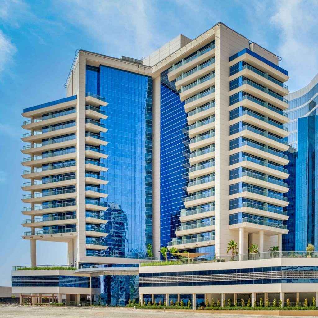 The First Collection Business Bay 4* Dubai