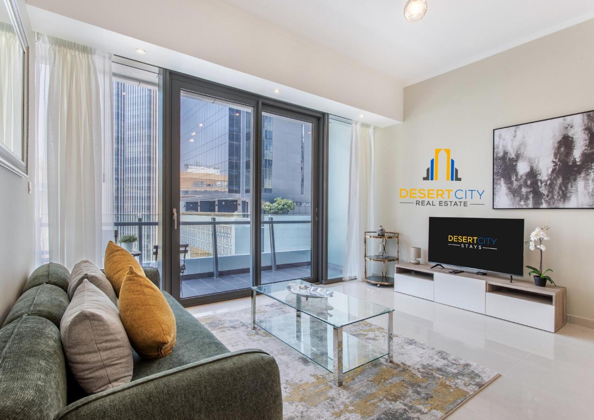 One Bed In Marina With Marina Views, Hosted By Desert Dubaï